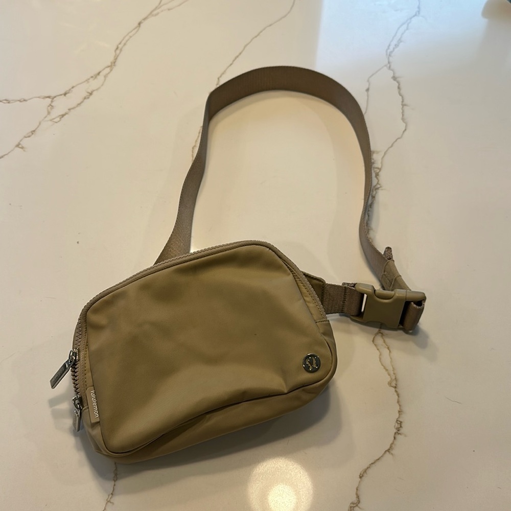 Well use Lululemon bag